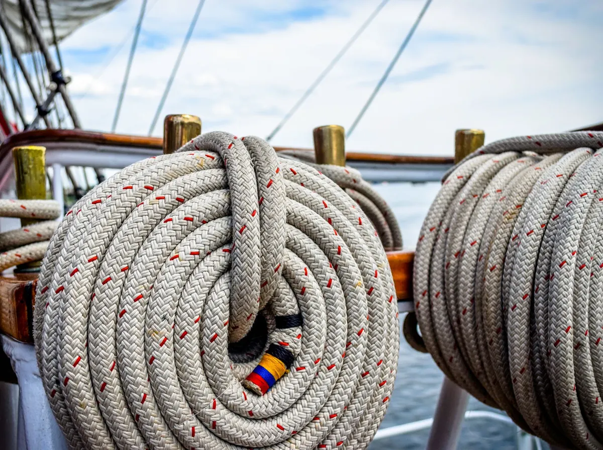 Seven Common Rope Handling Mistakes New Sailors Make (and How to Fix Them)